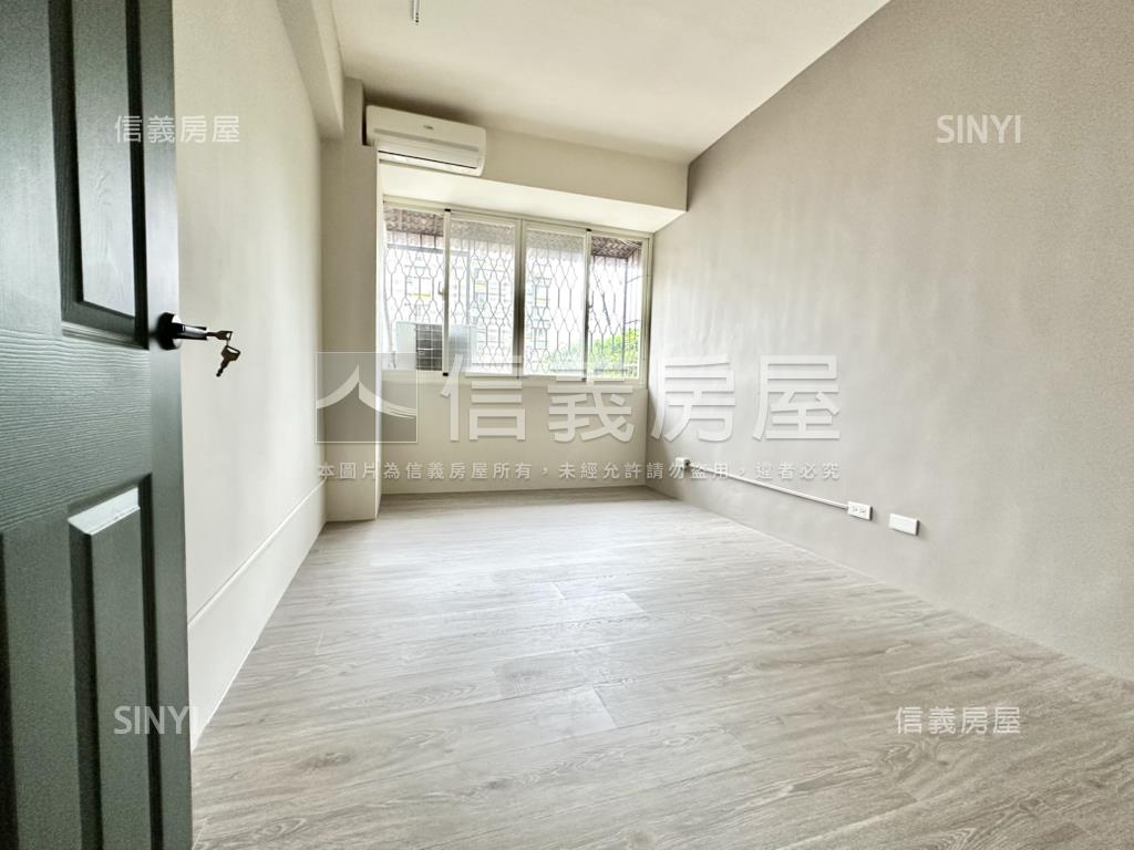 園道旁侘寂風中島餐廚２房房屋室內格局與周邊環境