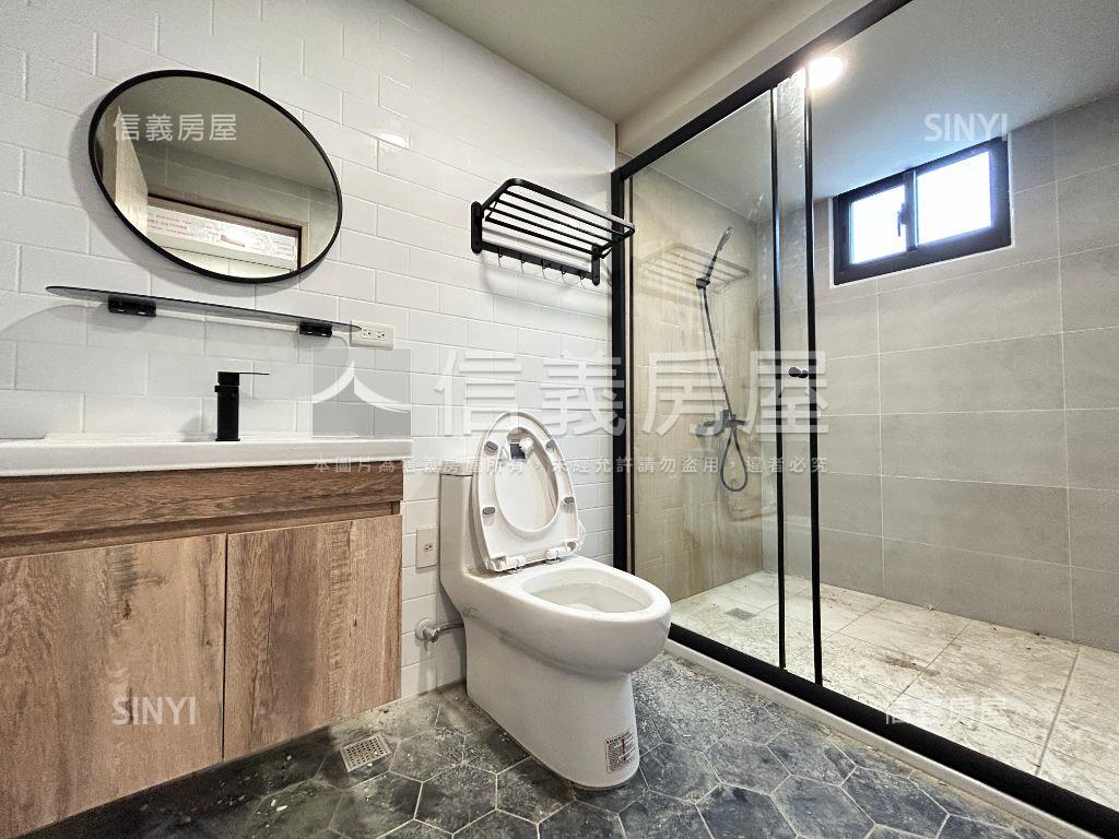 民族美妝低總美寓３Ｆ房屋室內格局與周邊環境