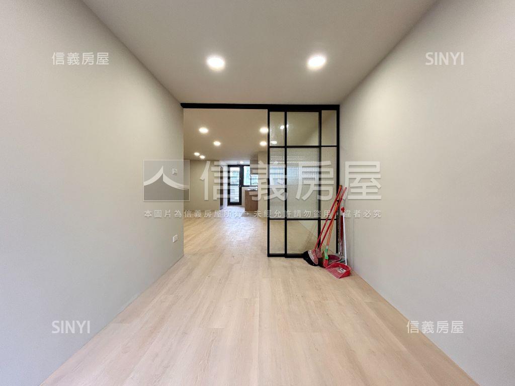 民族美妝低總美寓３Ｆ房屋室內格局與周邊環境