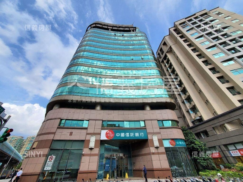 玻璃帷幕捷運一級商辦房屋室內格局與周邊環境