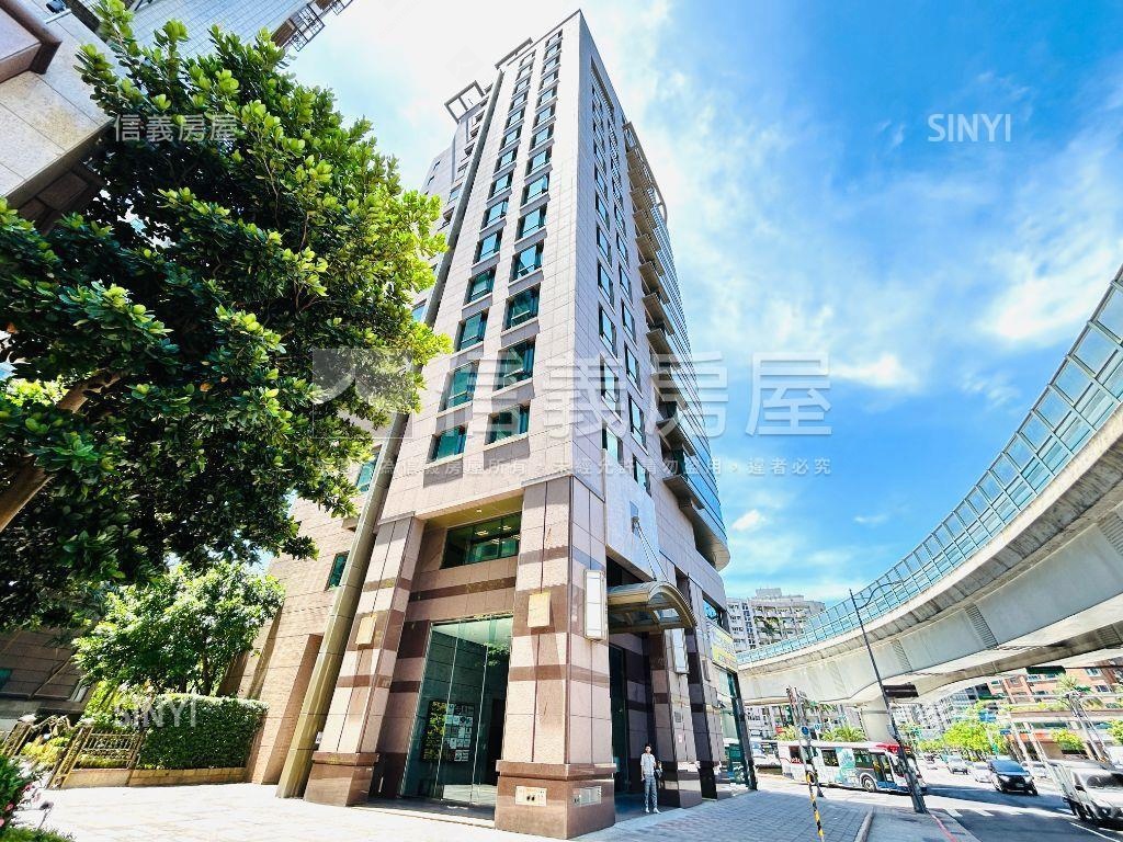 玻璃帷幕捷運一級商辦房屋室內格局與周邊環境