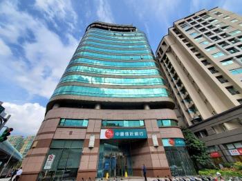 玻璃帷幕捷運一級商辦