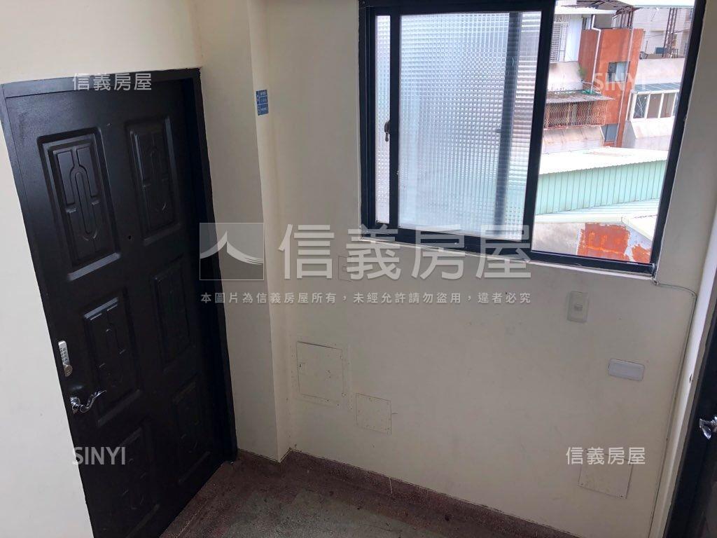 東區｜４房收租公寓房屋室內格局與周邊環境