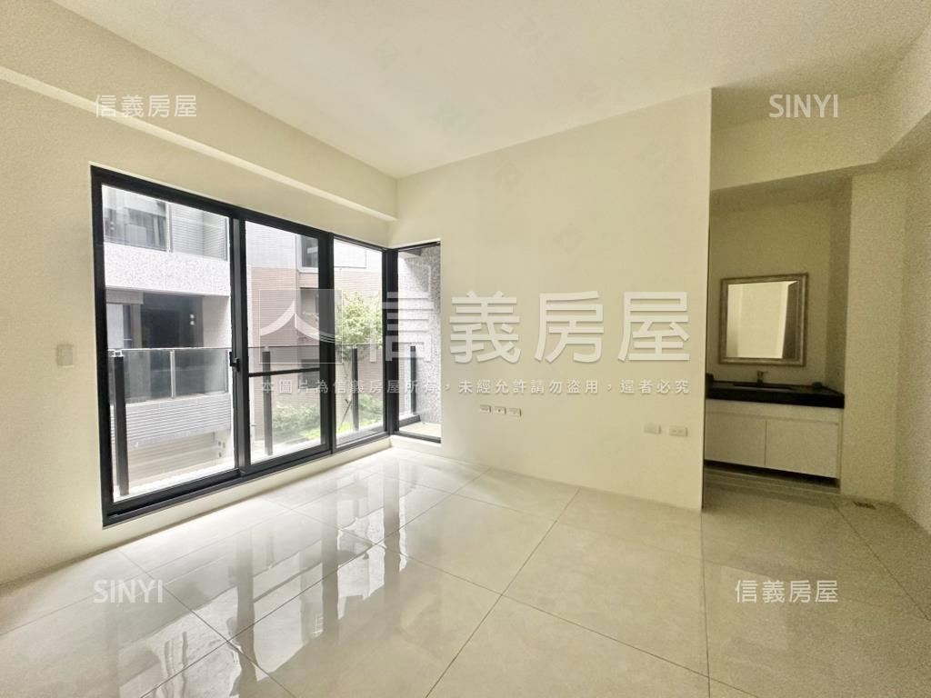 不用３千萬全新電梯別墅房屋室內格局與周邊環境