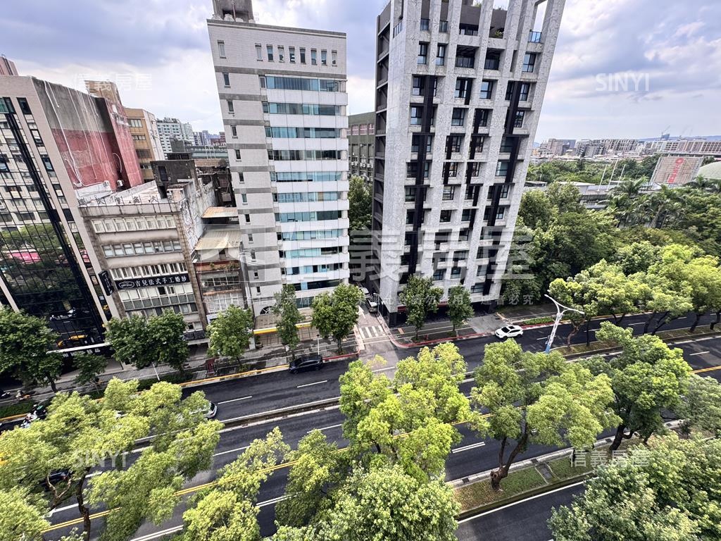 專約正面中山北景觀住辦房屋室內格局與周邊環境