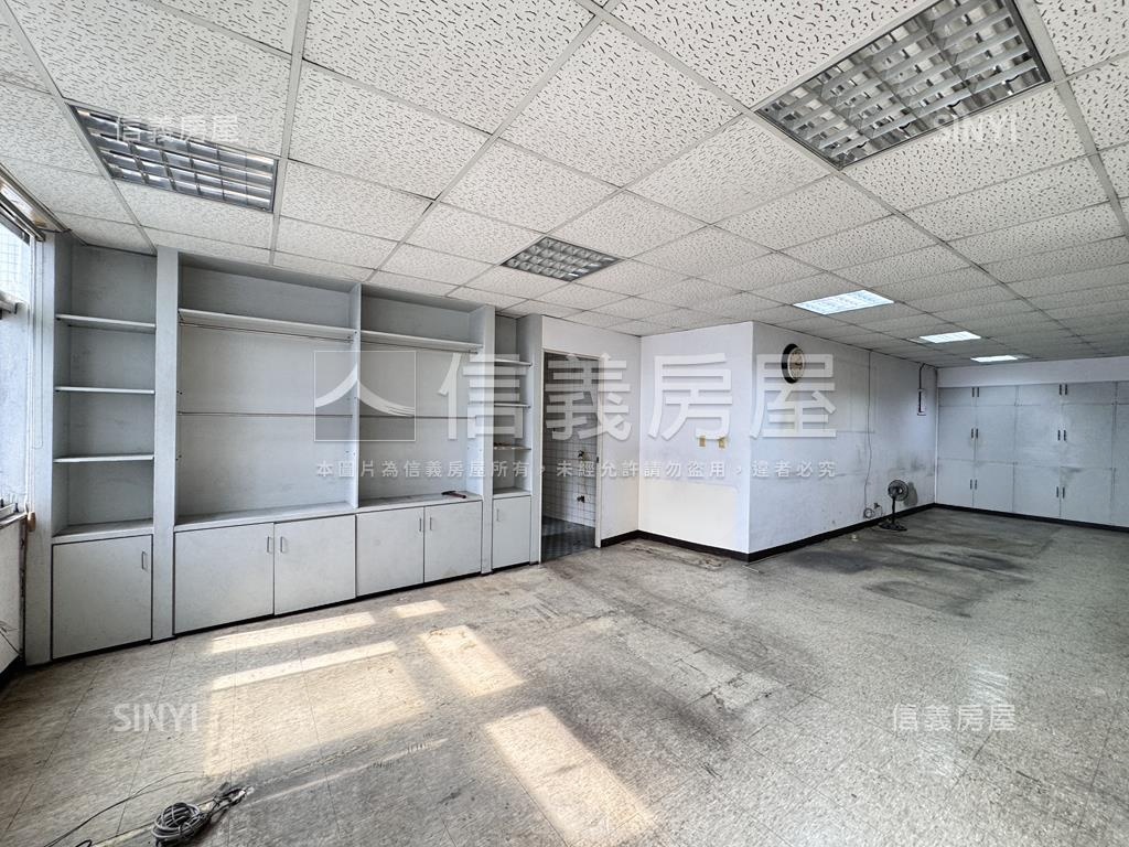 專任花博中山北高樓電梯房屋室內格局與周邊環境