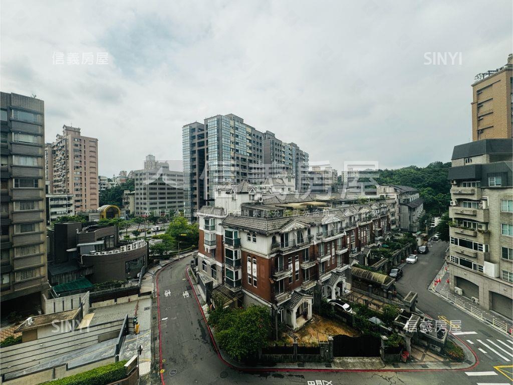 麗湖學區靜巷山景大湖尊境房屋室內格局與周邊環境