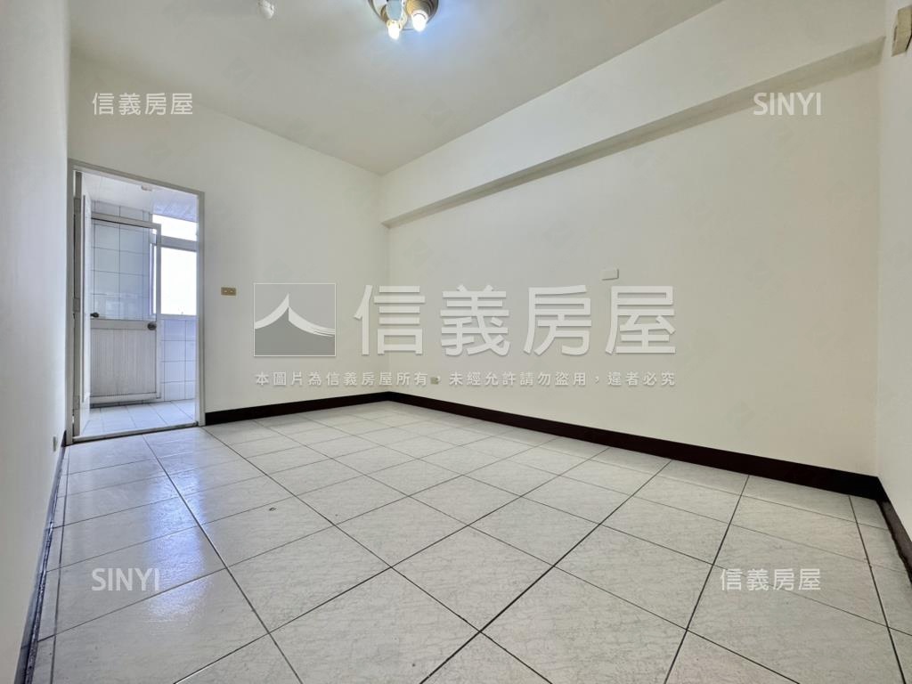 專任泰隆新貴族美三房●品房屋室內格局與周邊環境