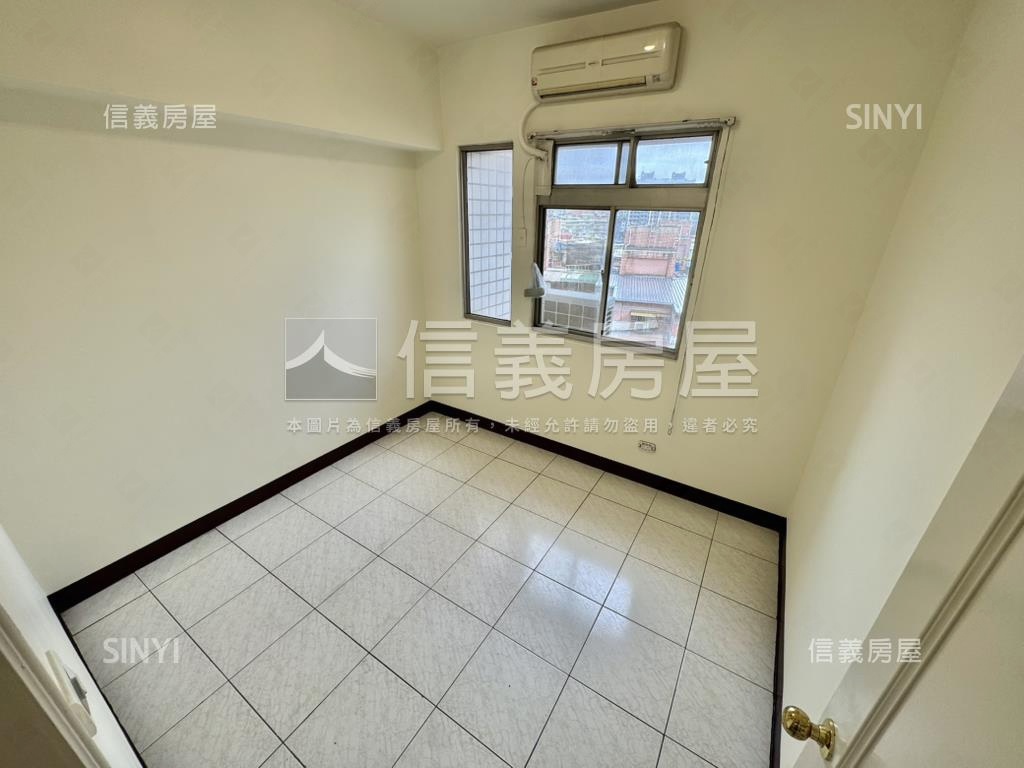 專任泰隆新貴族美三房●品房屋室內格局與周邊環境