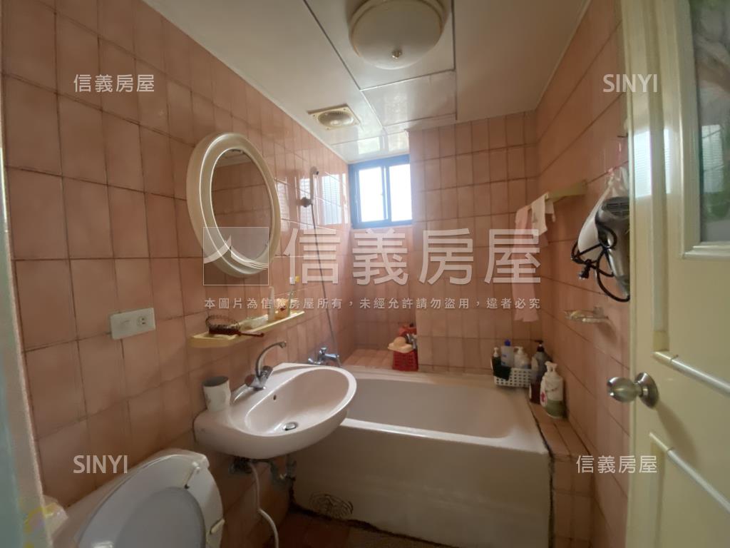 太子東都頂樓邊間華居房屋室內格局與周邊環境