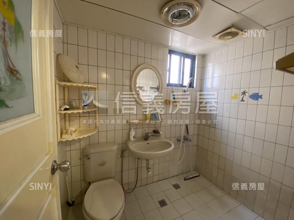 太子東都頂樓邊間華居房屋室內格局與周邊環境