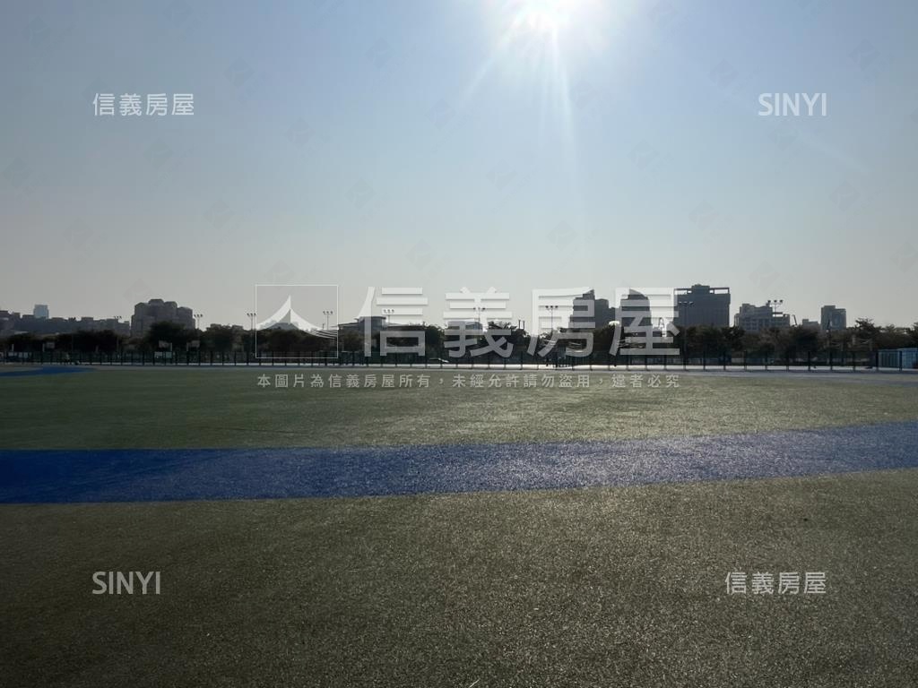 很想賣先看這間雍悦一方房屋室內格局與周邊環境