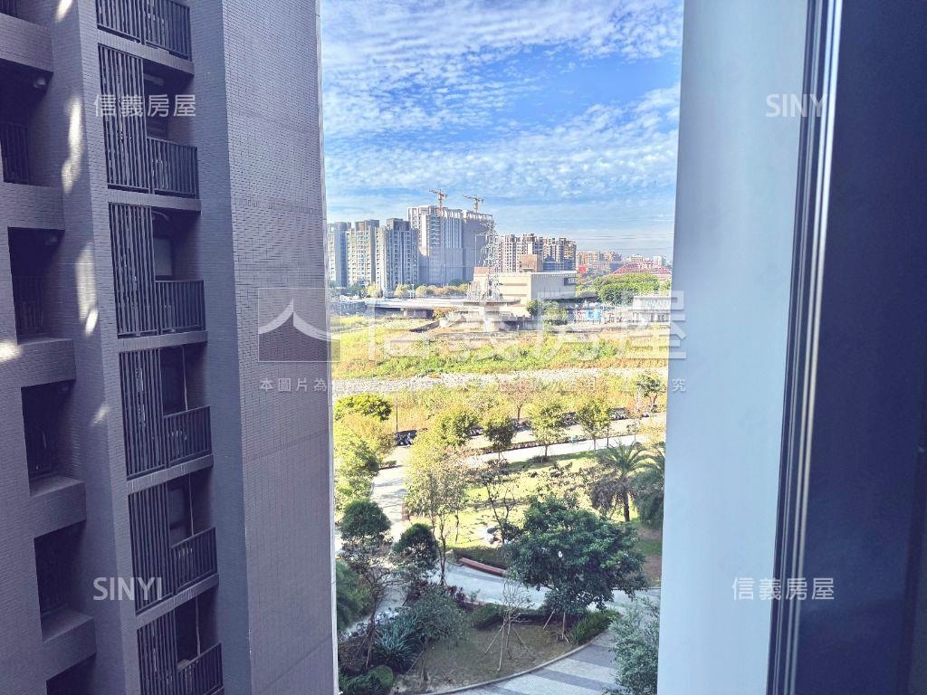 ２０２０三房雙平車房屋室內格局與周邊環境