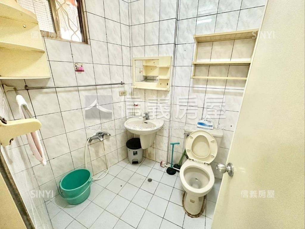 重陽國小邊間黃金三樓房屋室內格局與周邊環境
