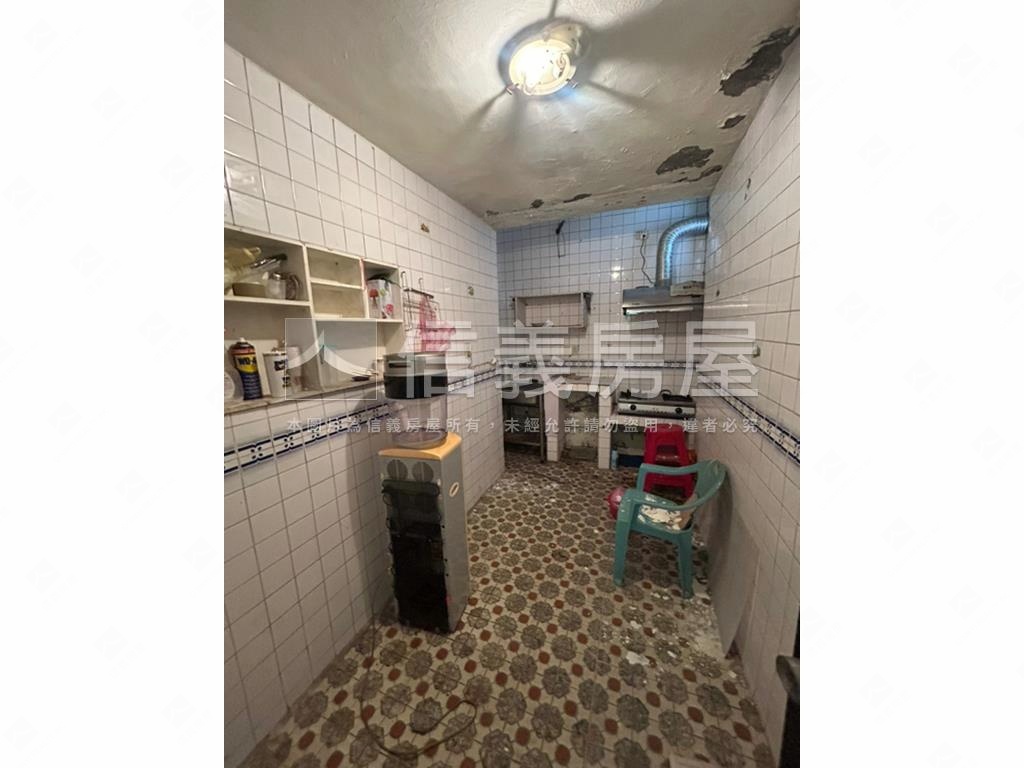 低總價稀有透天房屋室內格局與周邊環境