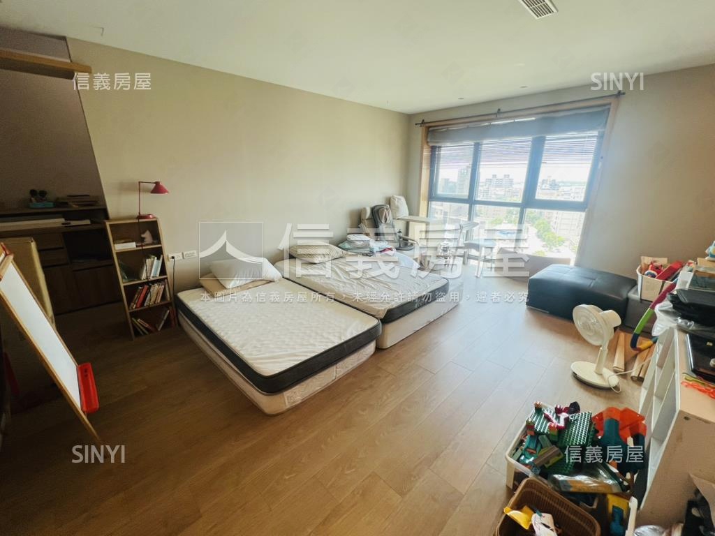 稀有！文化爵士露臺樓中樓房屋室內格局與周邊環境