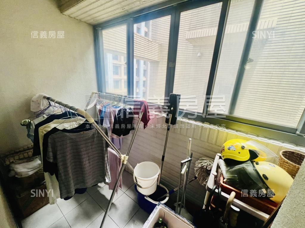 稀有！文化爵士露臺樓中樓房屋室內格局與周邊環境