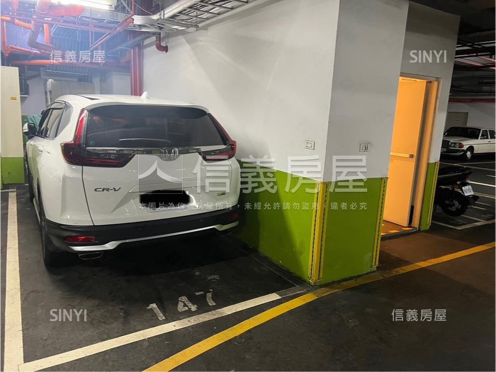 稀有！文化爵士露臺樓中樓房屋室內格局與周邊環境