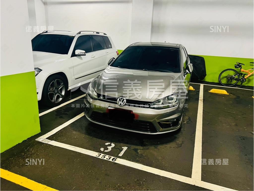 稀有！文化爵士露臺樓中樓房屋室內格局與周邊環境