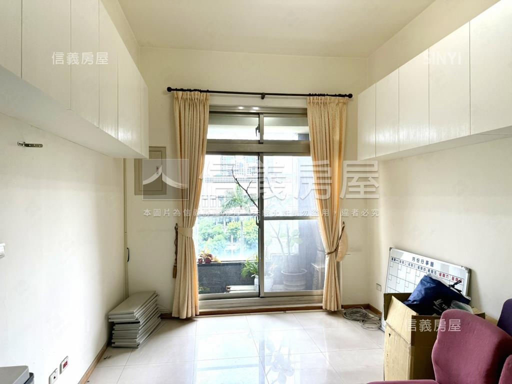 信義翡麗前棟綠景小豪宅房屋室內格局與周邊環境