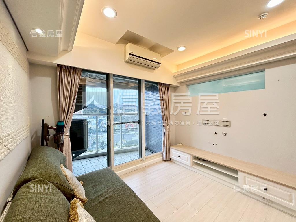 ＭＭ２１邊間兩房美裝潢房屋室內格局與周邊環境