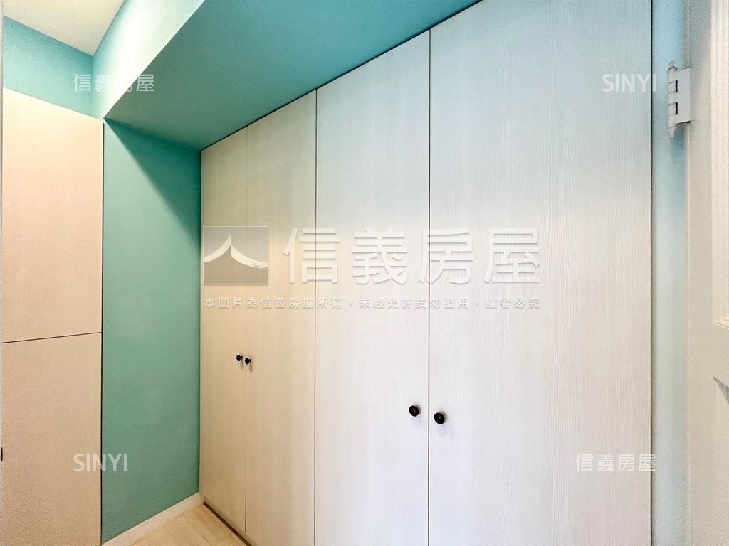 ＭＭ２１邊間兩房美裝潢房屋室內格局與周邊環境