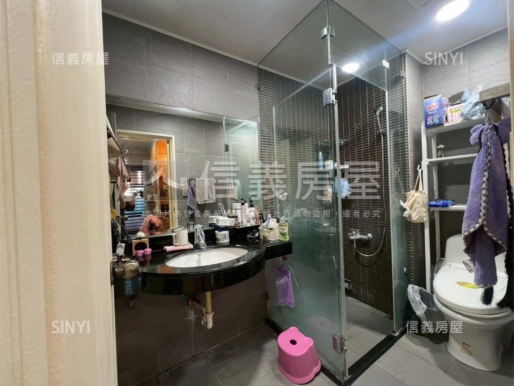 陽光藝花園Ｈ棟兩房平車房屋室內格局與周邊環境