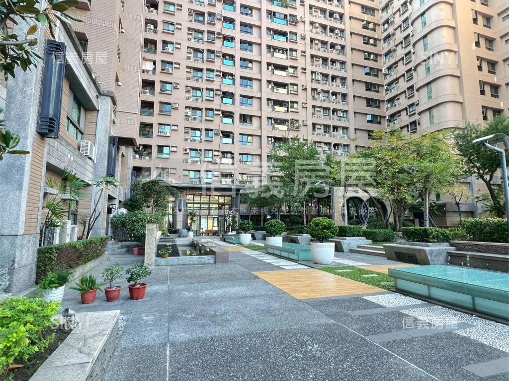 陽光藝花園Ｈ棟兩房平車房屋室內格局與周邊環境