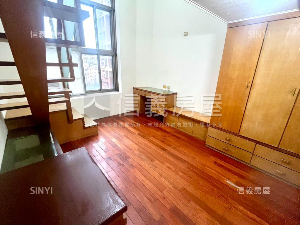 巧克力書香典雅四房車位房屋室內格局與周邊環境