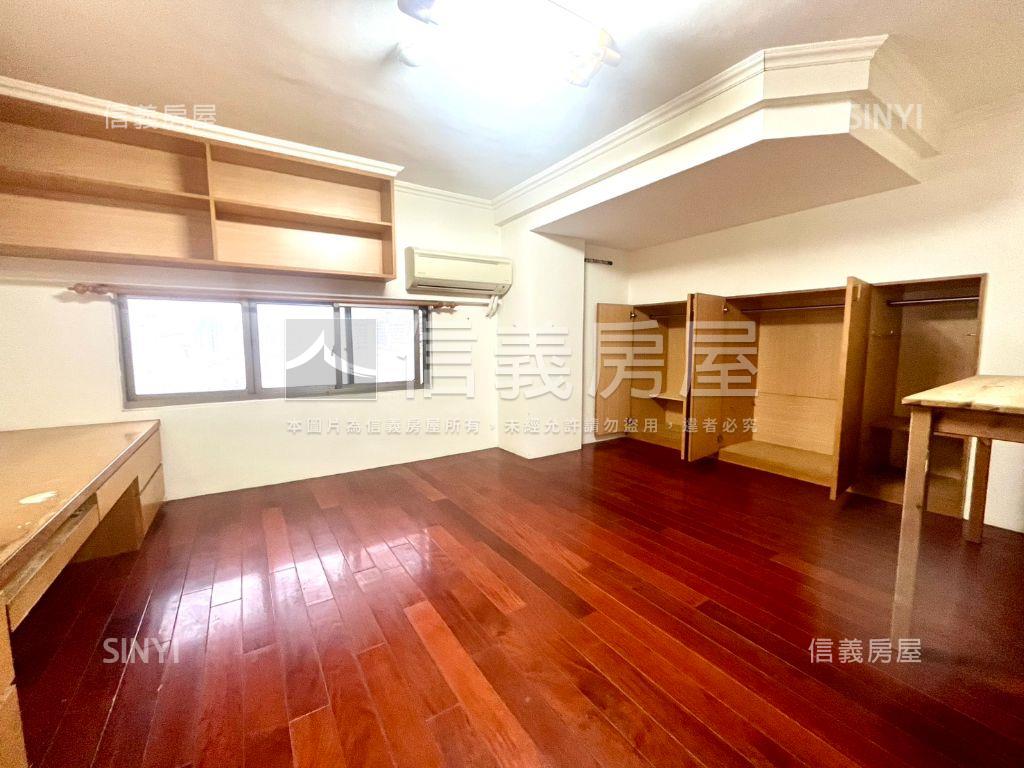 巧克力書香典雅四房車位房屋室內格局與周邊環境