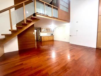 巧克力書香典雅四房車位