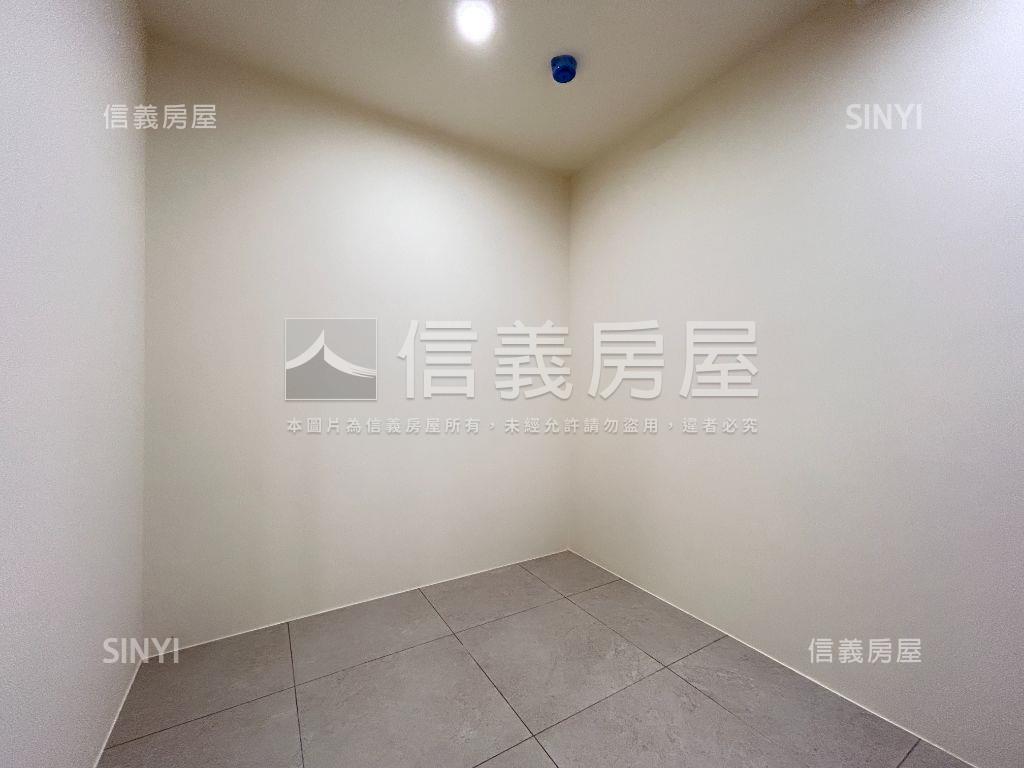 稀有美裝鑽石名門兩房房屋室內格局與周邊環境