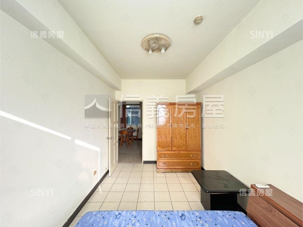 勤美電梯衛浴開窗採光三房房屋室內格局與周邊環境