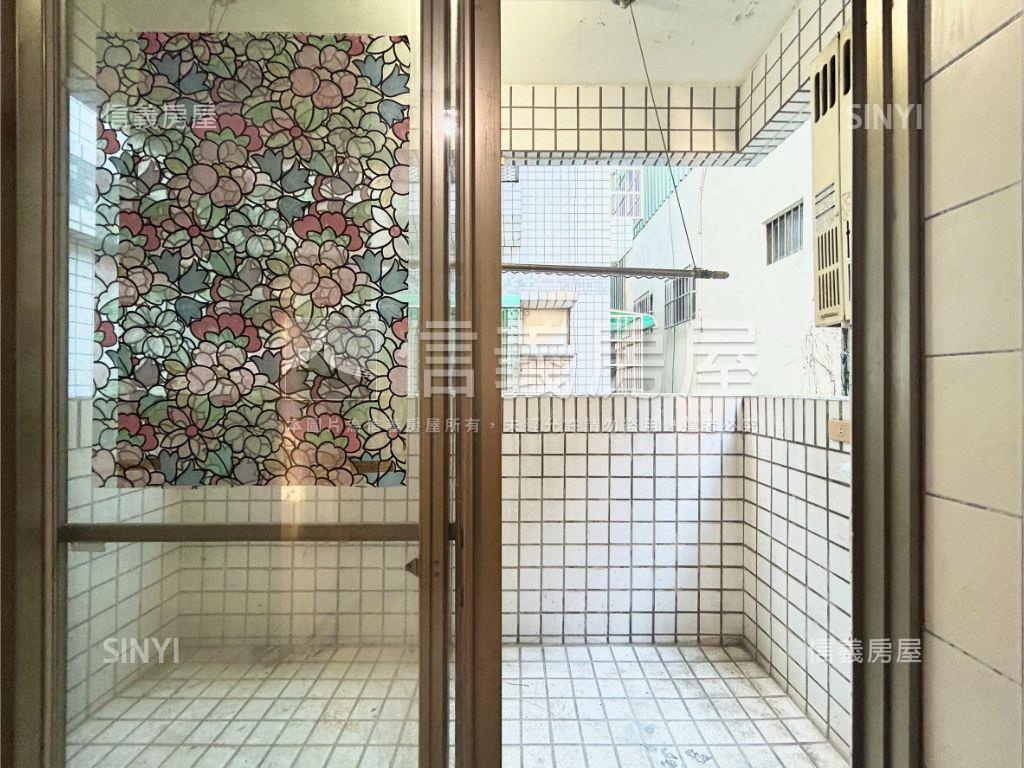 勤美電梯衛浴開窗採光三房房屋室內格局與周邊環境