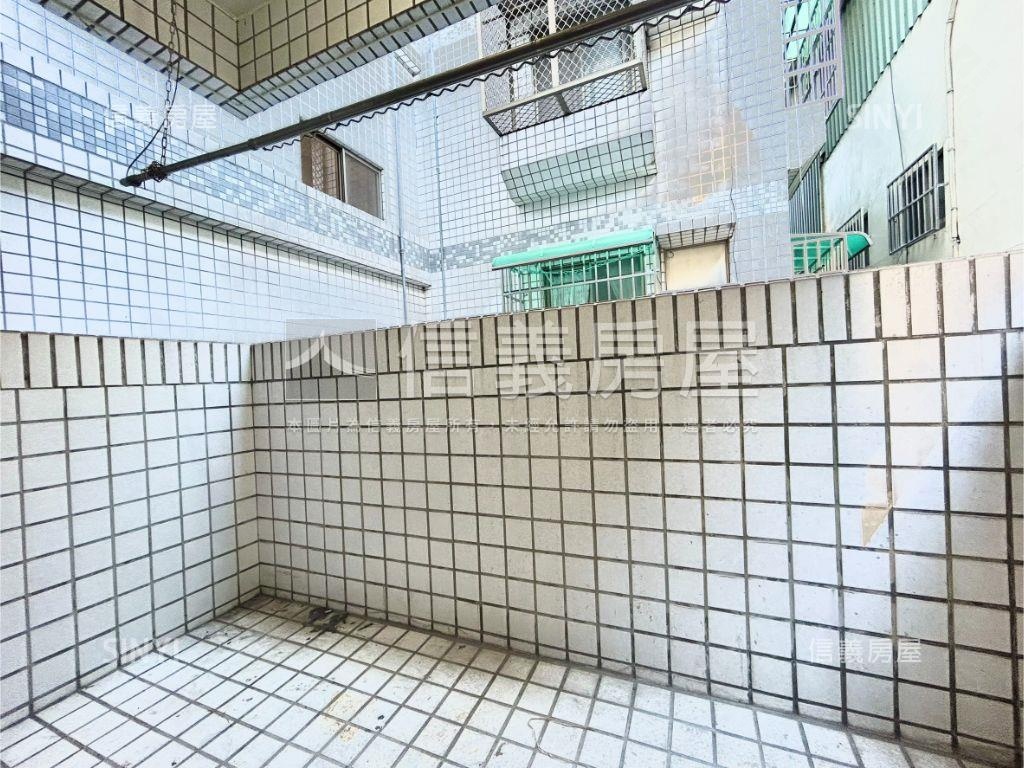 勤美電梯衛浴開窗採光三房房屋室內格局與周邊環境