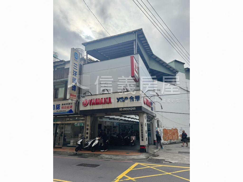 主推⭐康寧街透天店面⭐房屋室內格局與周邊環境