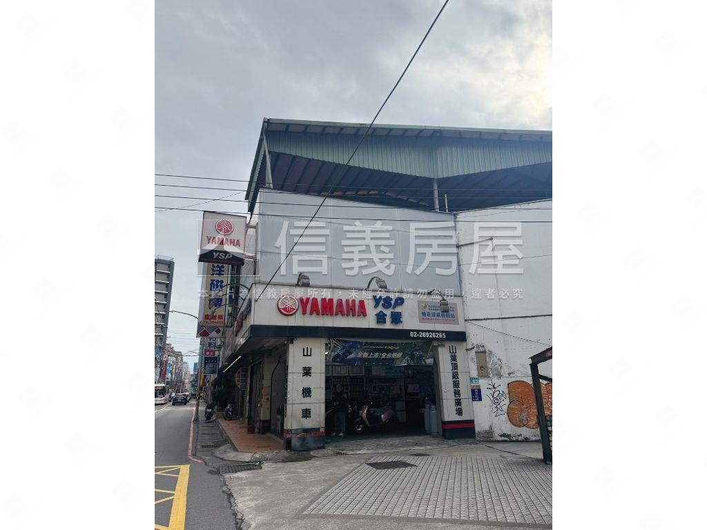 主推⭐康寧街透天店面⭐房屋室內格局與周邊環境