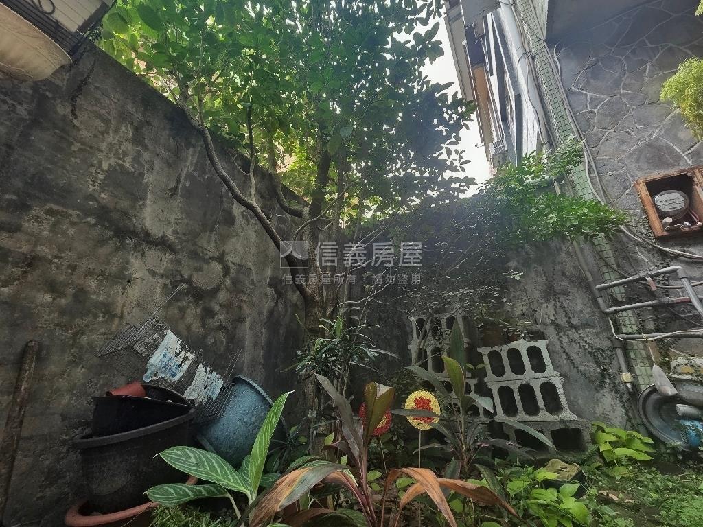 小碧潭站靜巷透天厝房屋室內格局與周邊環境