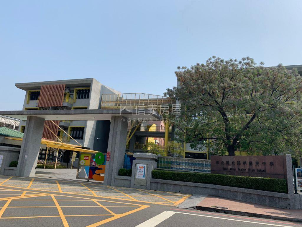 近三民市場，美透鬧中取靜房屋室內格局與周邊環境