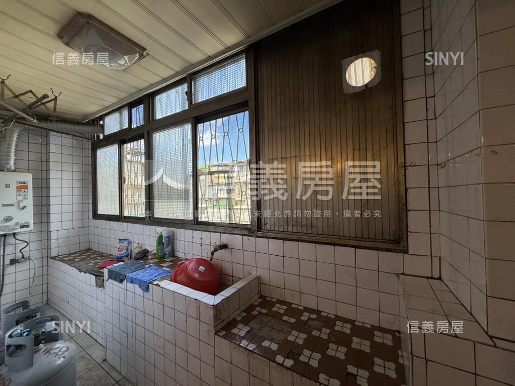 低總價！華安街公寓房屋室內格局與周邊環境