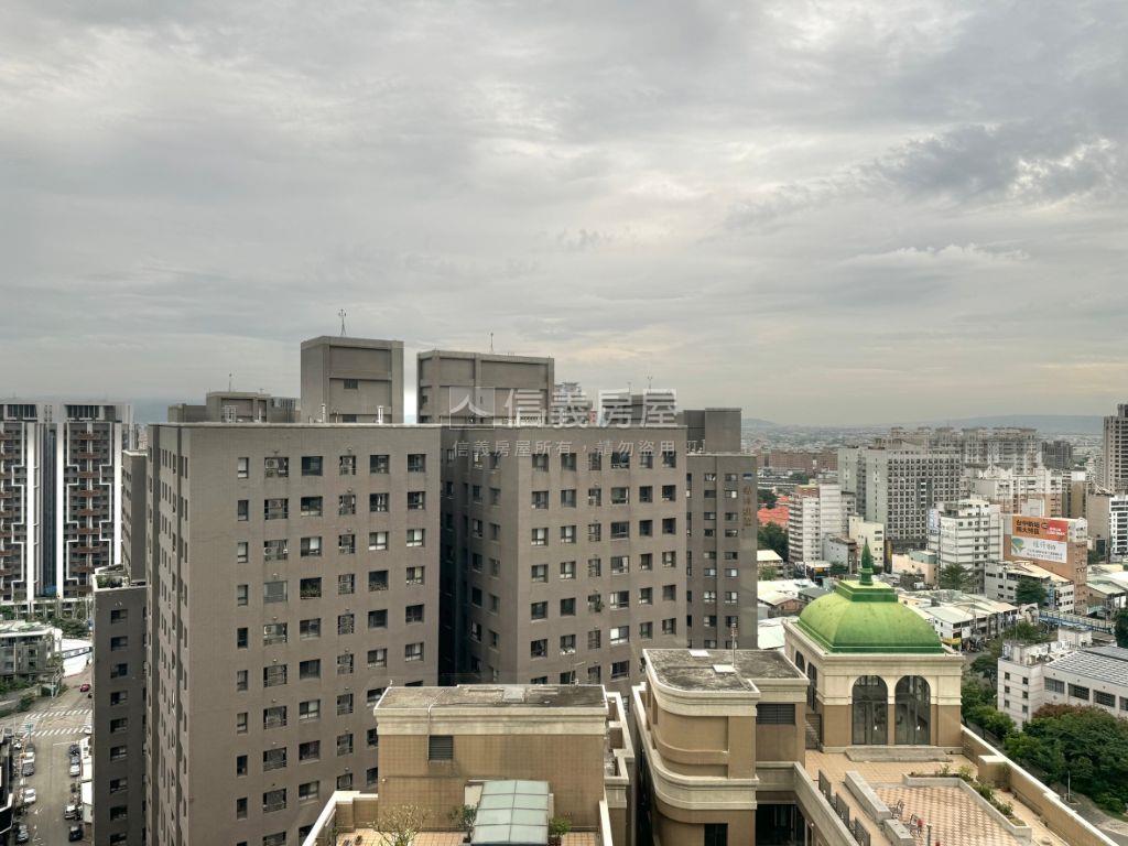 大安國王高樓鋼骨商辦房屋室內格局與周邊環境