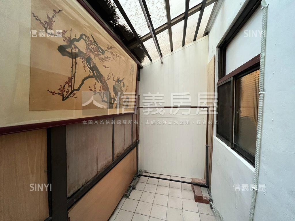 近Ｇ７電梯收租六套附平車房屋室內格局與周邊環境