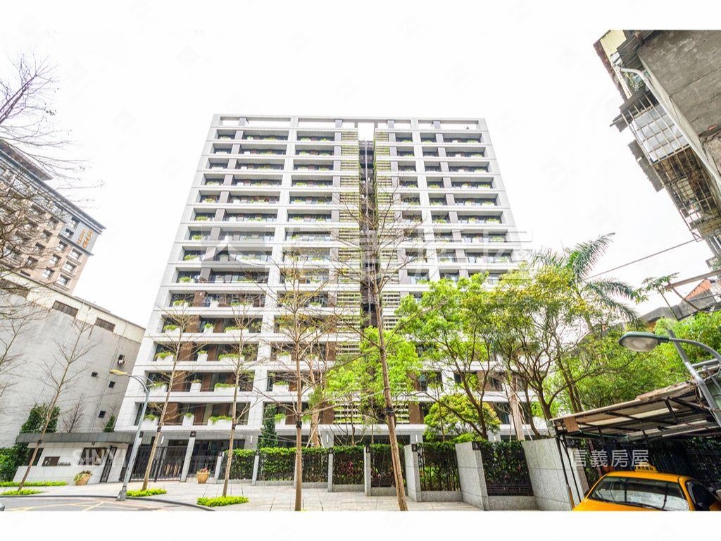 首泰稀有面樹蔭質感裝潢房屋室內格局與周邊環境