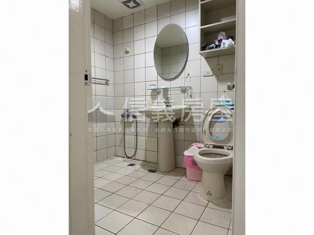 南港車站電梯大三房房屋室內格局與周邊環境