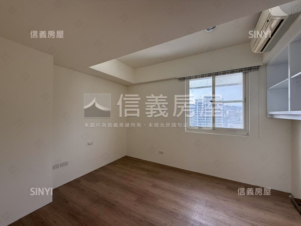 明星學府高樓景觀電梯三房房屋室內格局與周邊環境