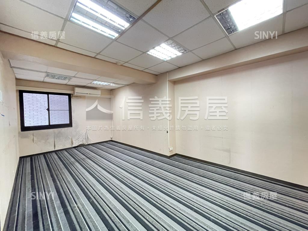 國泰皇家稀有住辦大空間房屋室內格局與周邊環境
