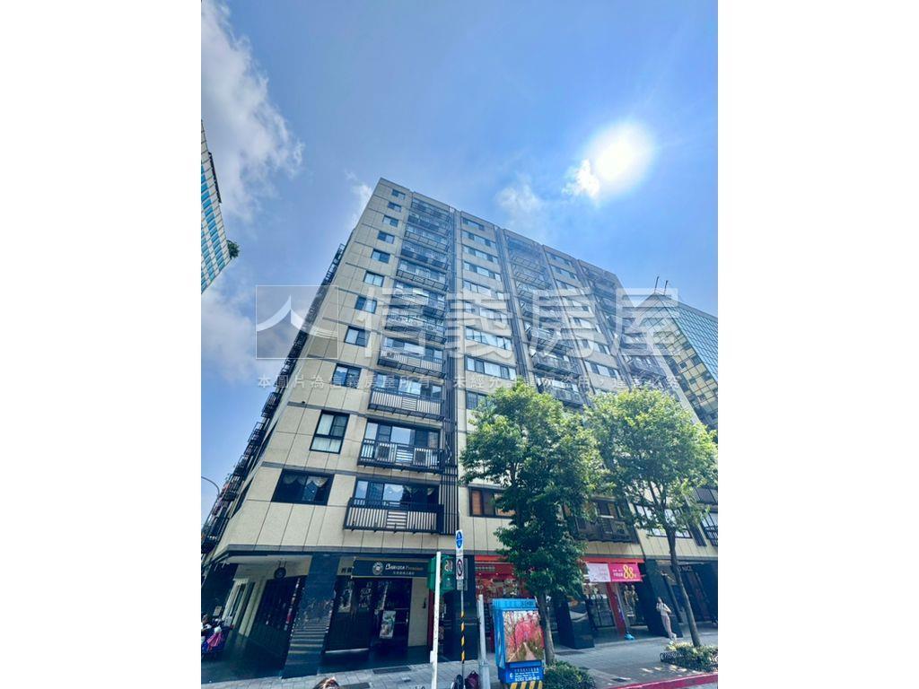 國泰皇家稀有住辦大空間房屋室內格局與周邊環境