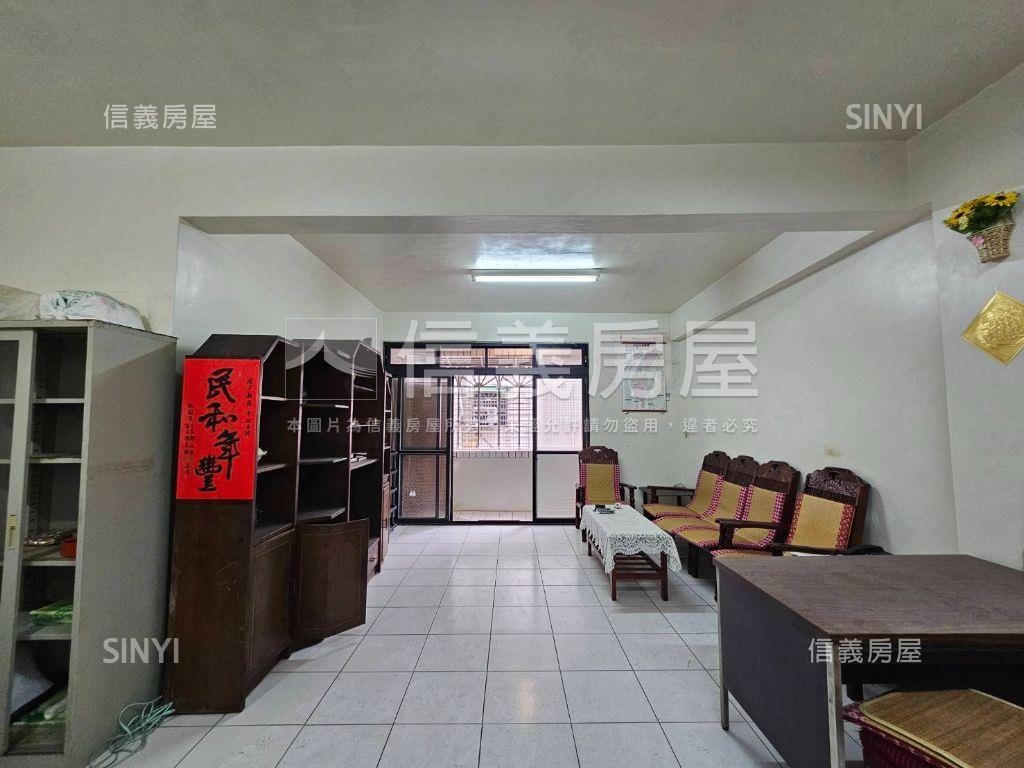 近迴龍捷運～邊間三樓美寓房屋室內格局與周邊環境