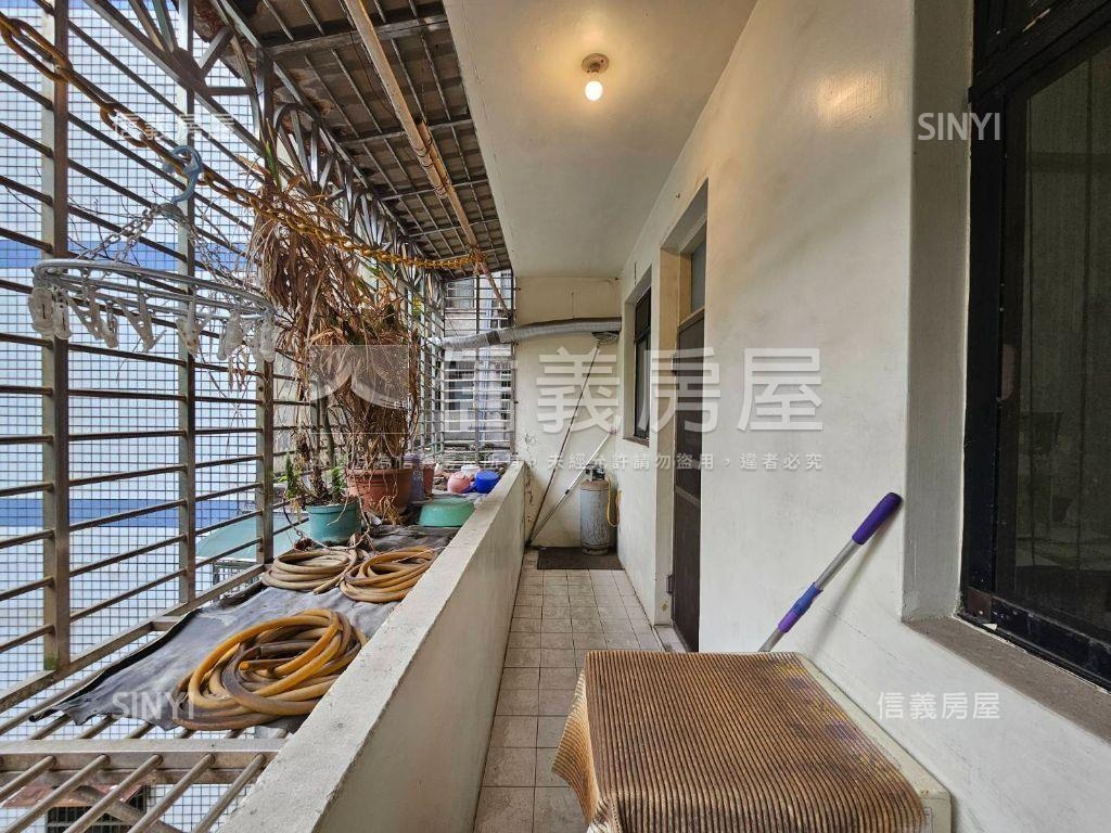 近迴龍捷運～邊間三樓美寓房屋室內格局與周邊環境