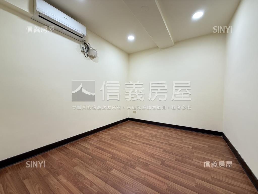 稀有華廈電梯三房有車位房屋室內格局與周邊環境